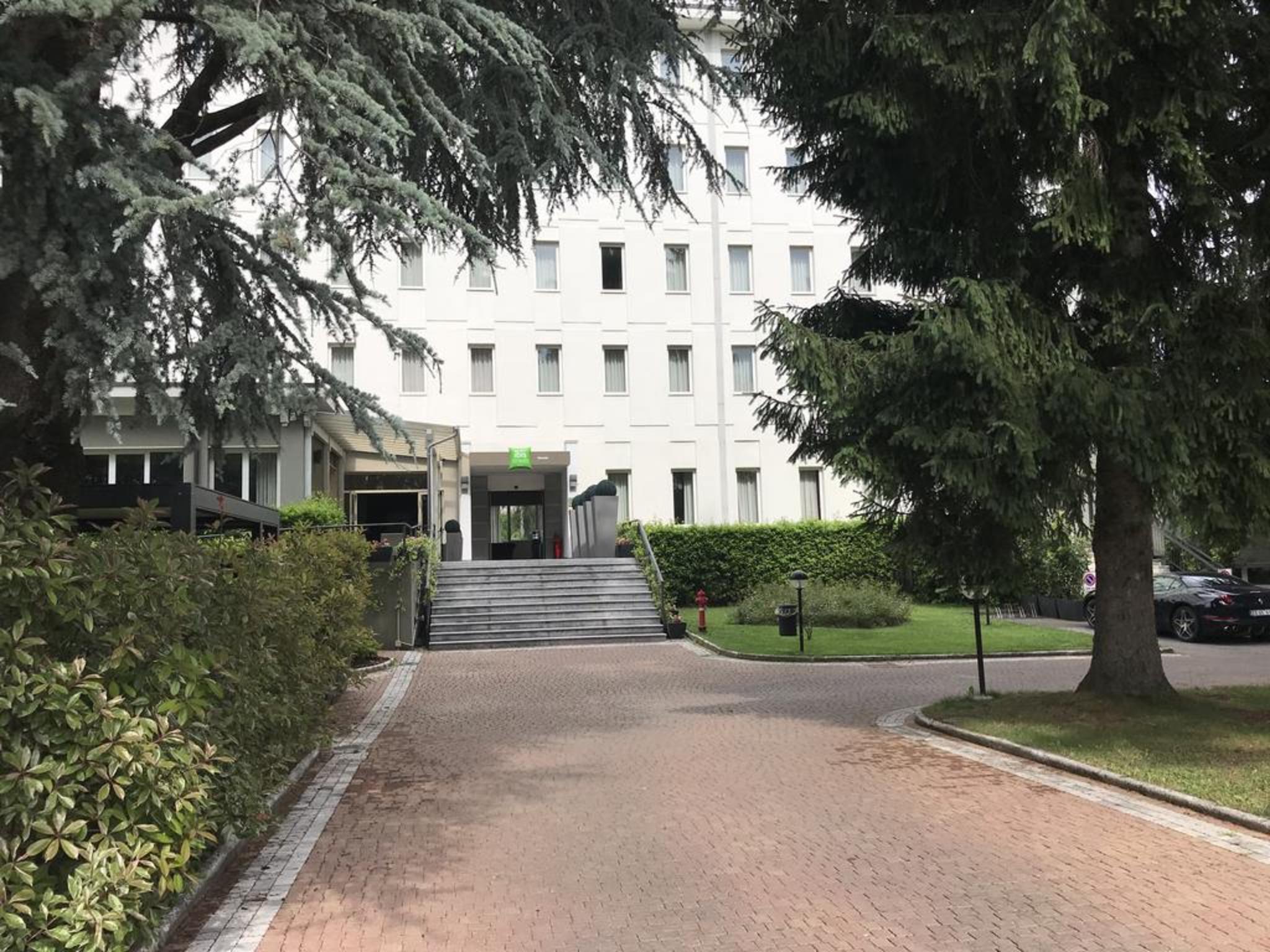 Bis Hotel Varese Esterno foto