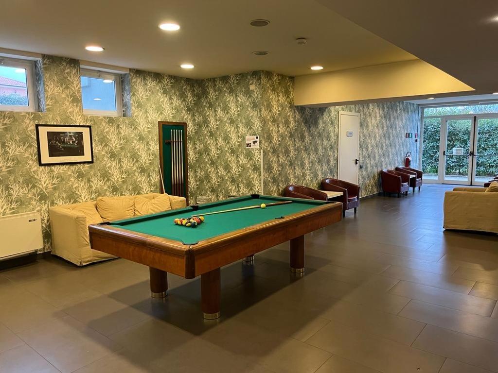 Bis Hotel Varese Esterno foto