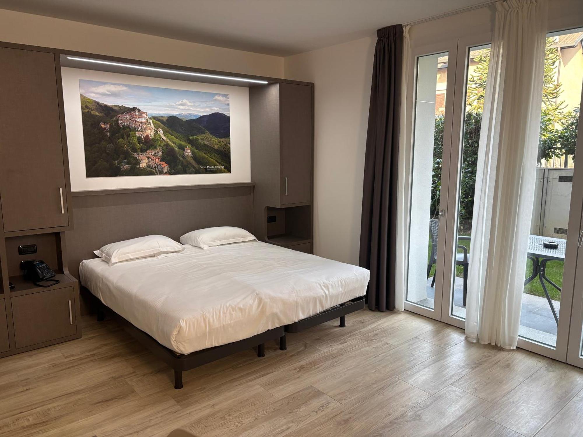 Bis Hotel Varese Esterno foto